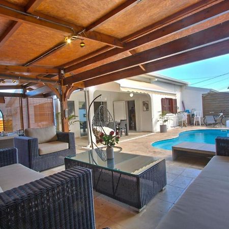 לה סאלין לה ביינס La Villa Alexie - Lagon De Trou D'Eau מראה חיצוני תמונה